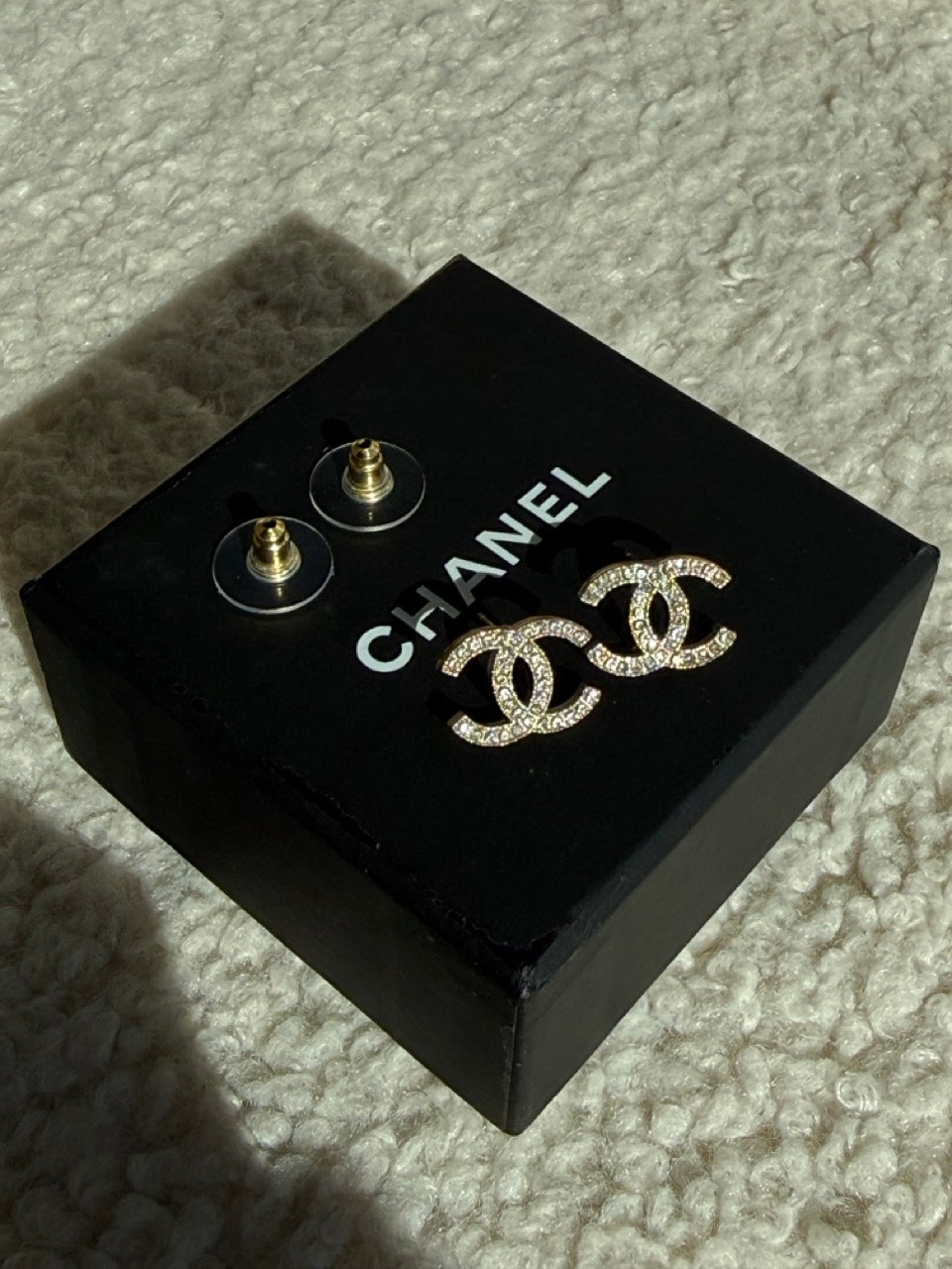 Chanel Øreringe klare sten, forgyldt