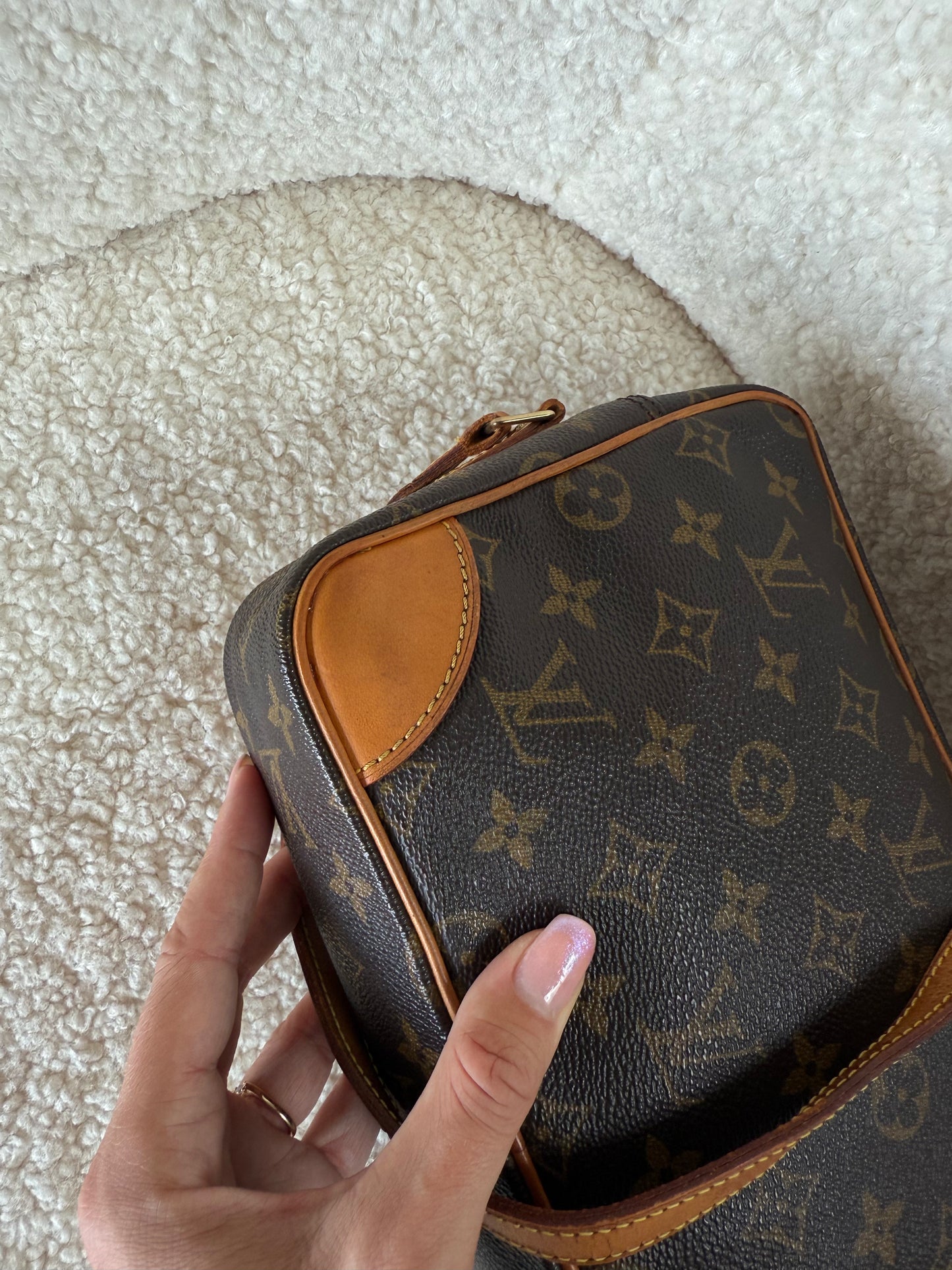 Louis Vuitton Trocadéro 27