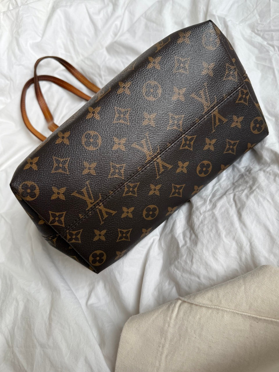 Louis Vuitton Jena pm