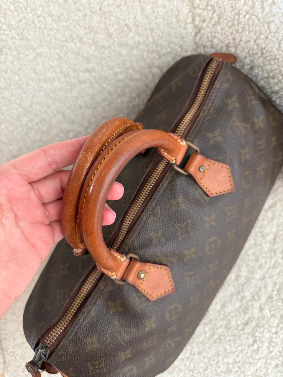 Louis Vuitton Speedy 35