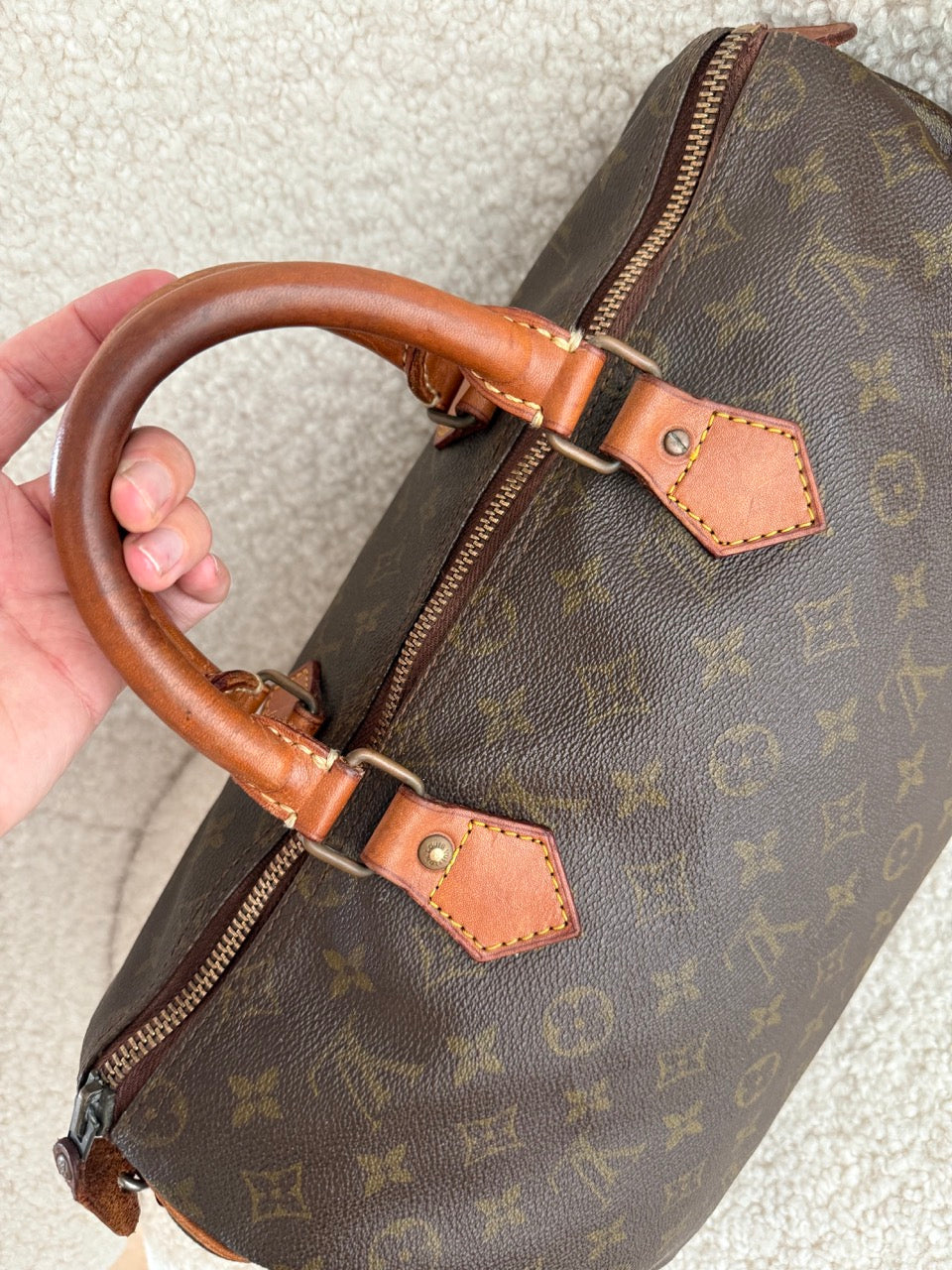 Louis Vuitton Speedy 35