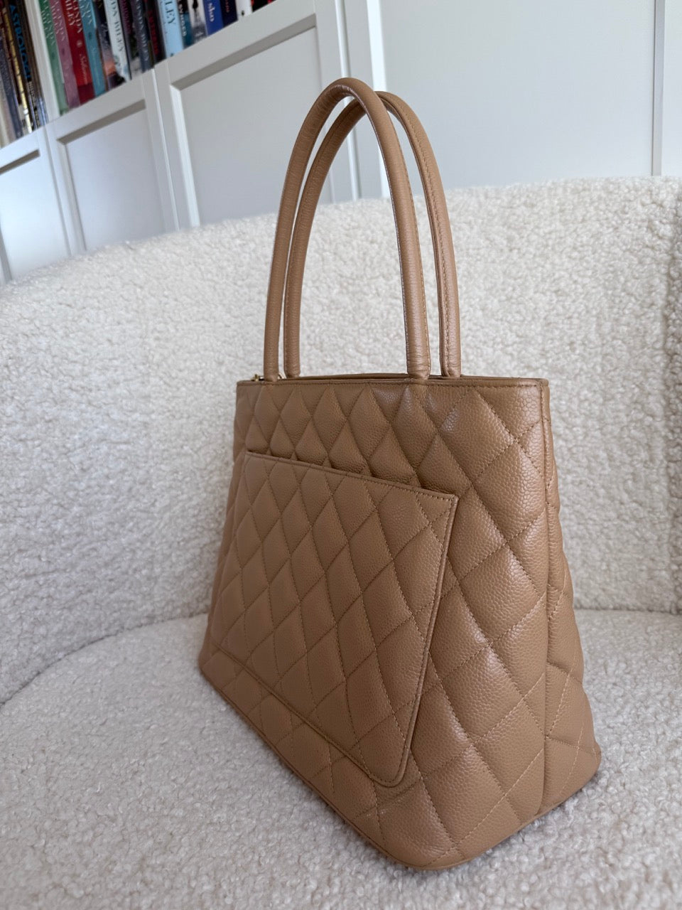 Chanel Médallion Caviar Tote Beige