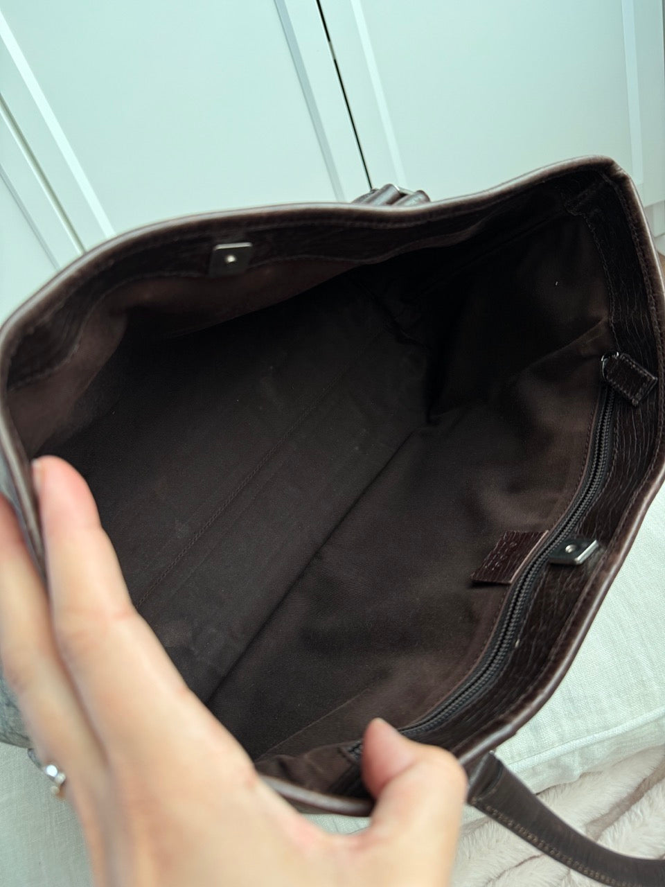 Gucci Tote Brown Detail
