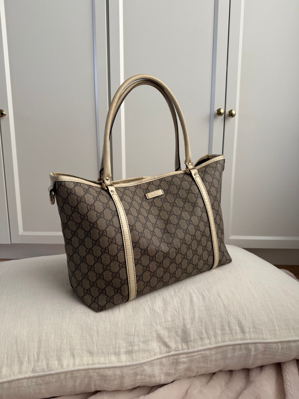Gucci Grand Canvas Tote