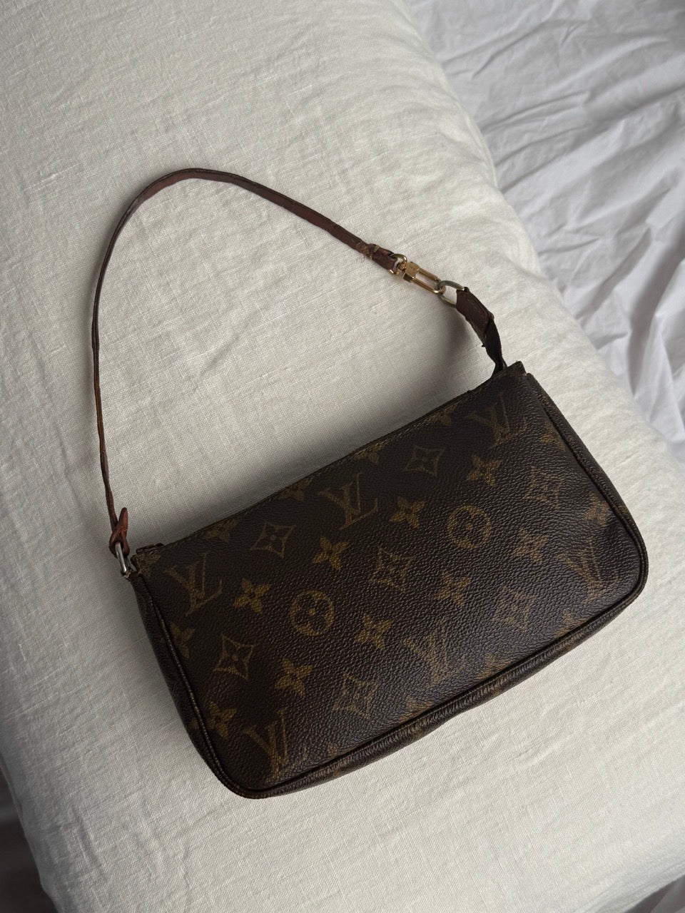 Louis Vuitton Pochette