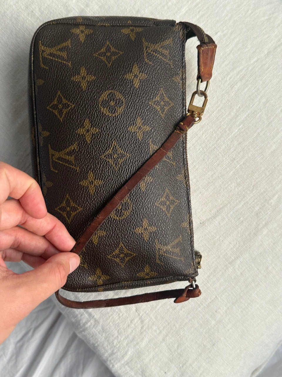 Louis Vuitton Pochette