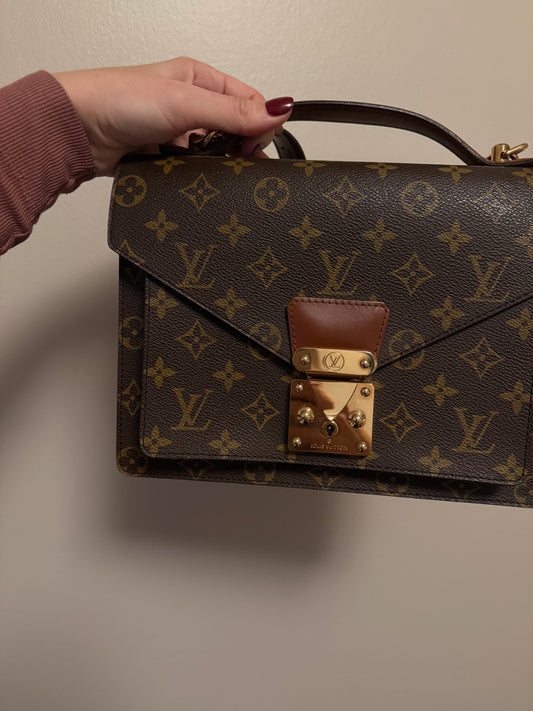 Louis Vuitton Monceau 26”
