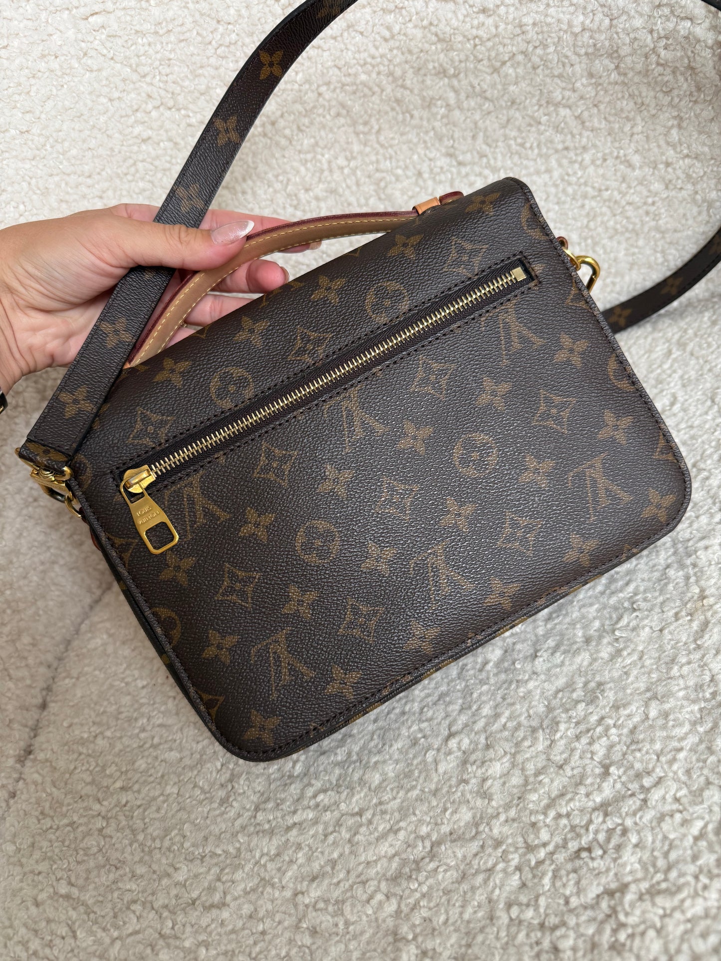 Louis Vuitton Metis