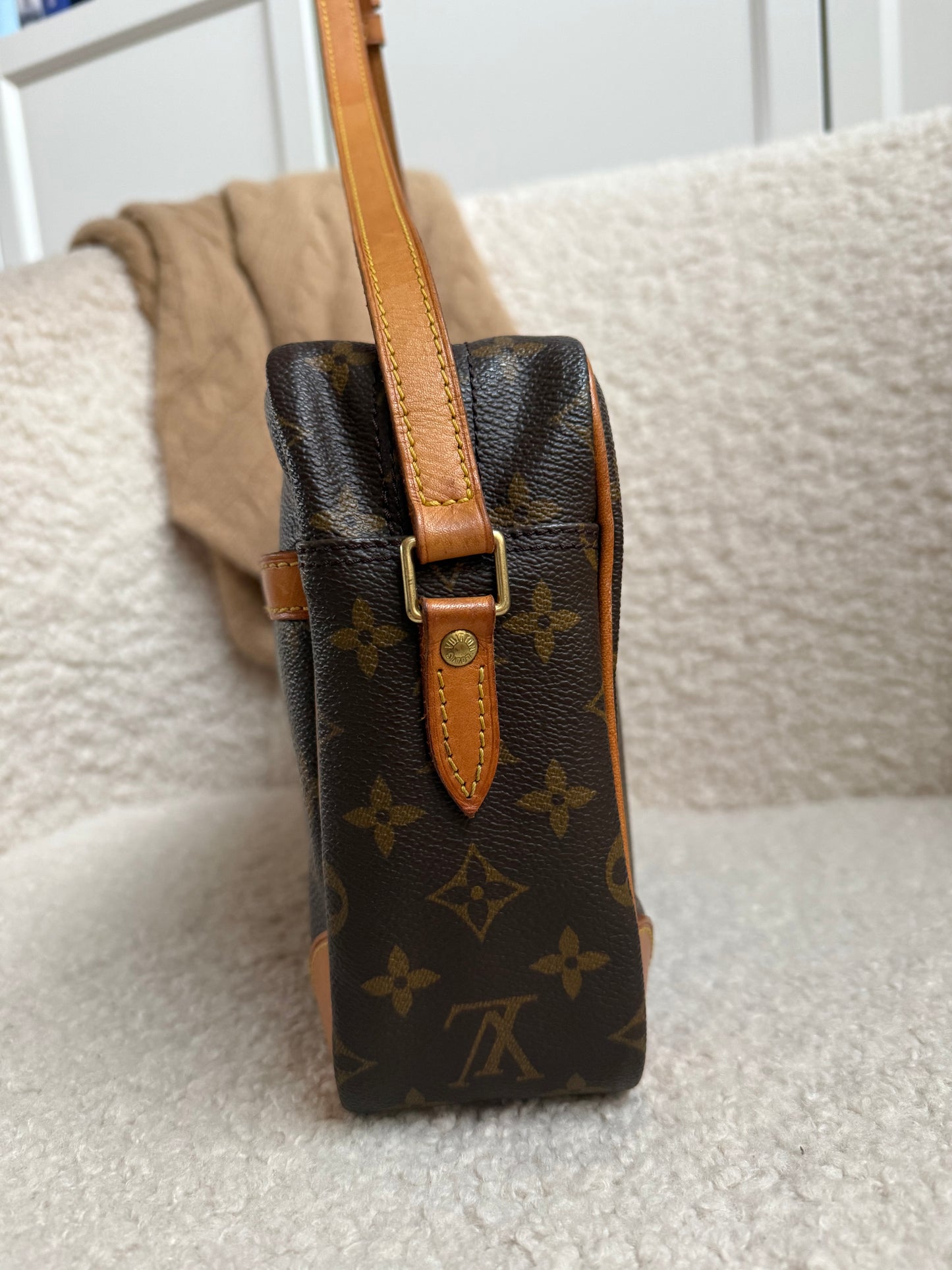 Louis Vuitton Trocadero 30