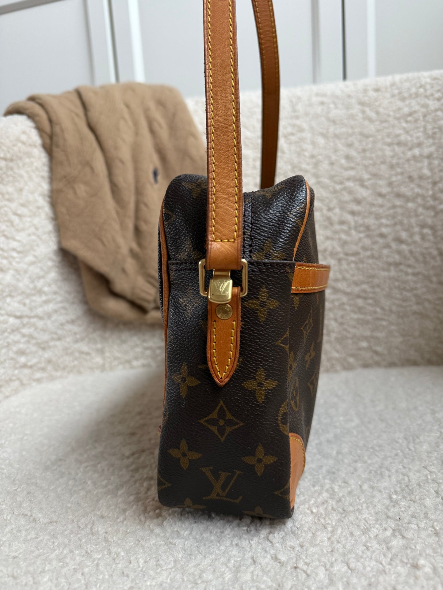 Louis Vuitton Trocadero 30
