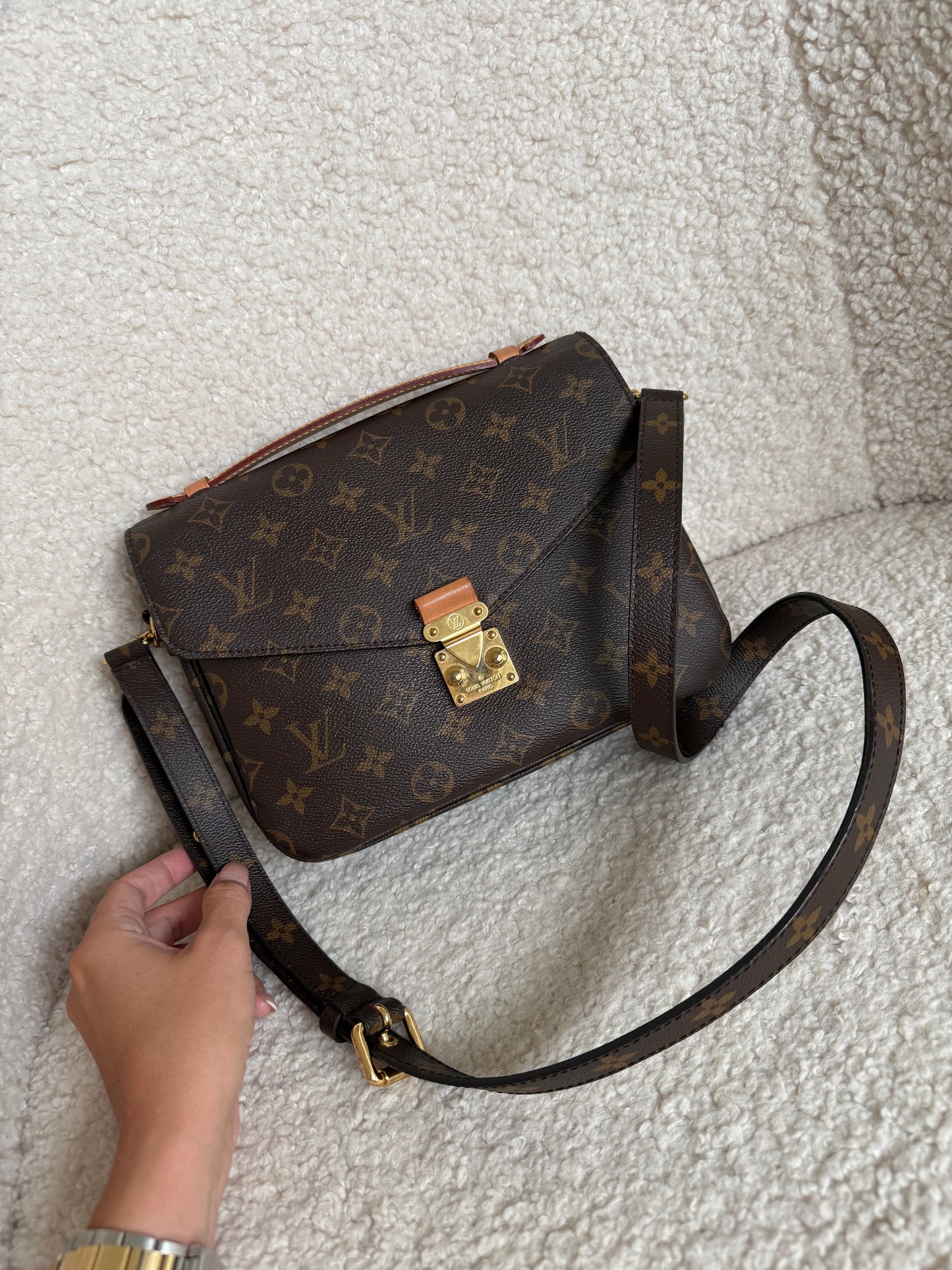 Louis Vuitton Metis