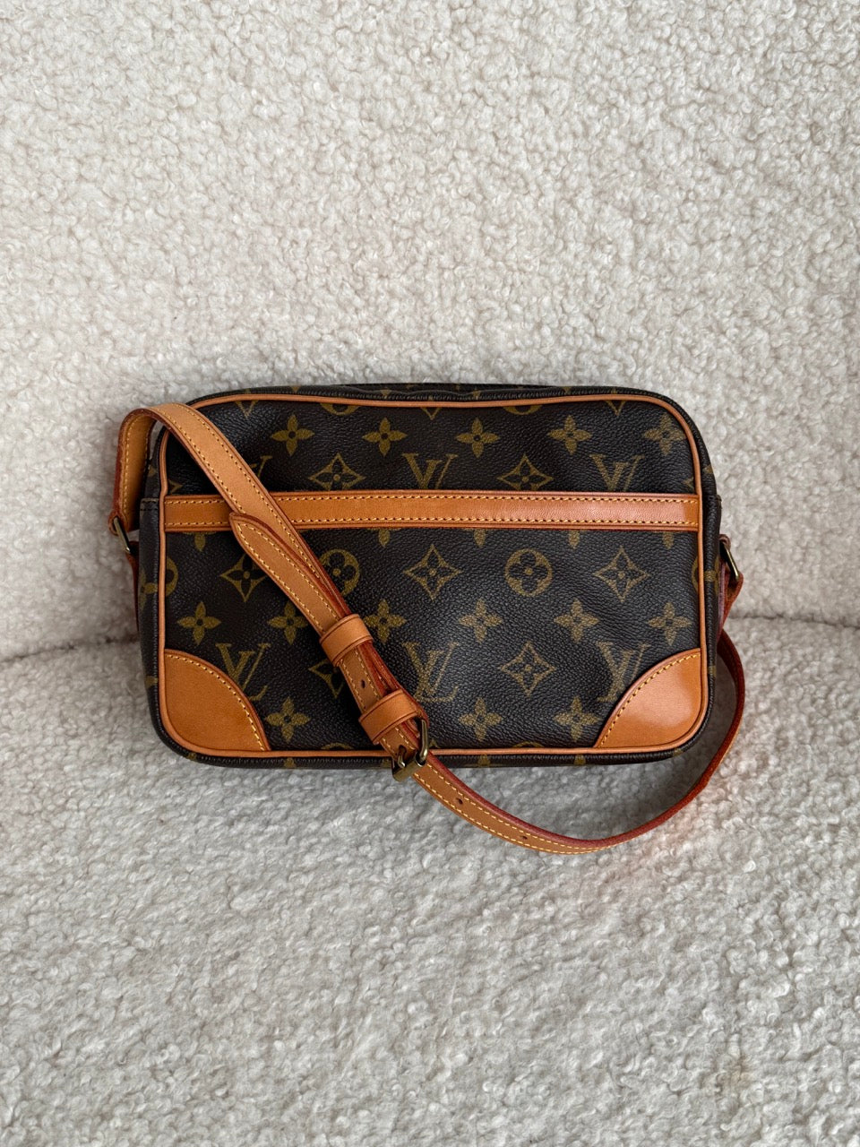 Louis Vuitton Trocadero 23