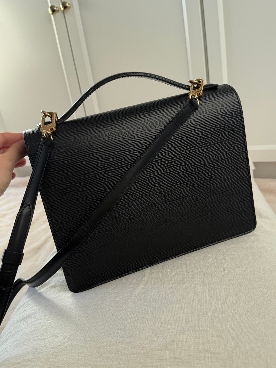 Louis Vuitton Monceau Black leather