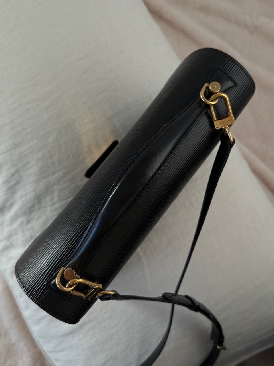 Louis Vuitton Monceau Black leather