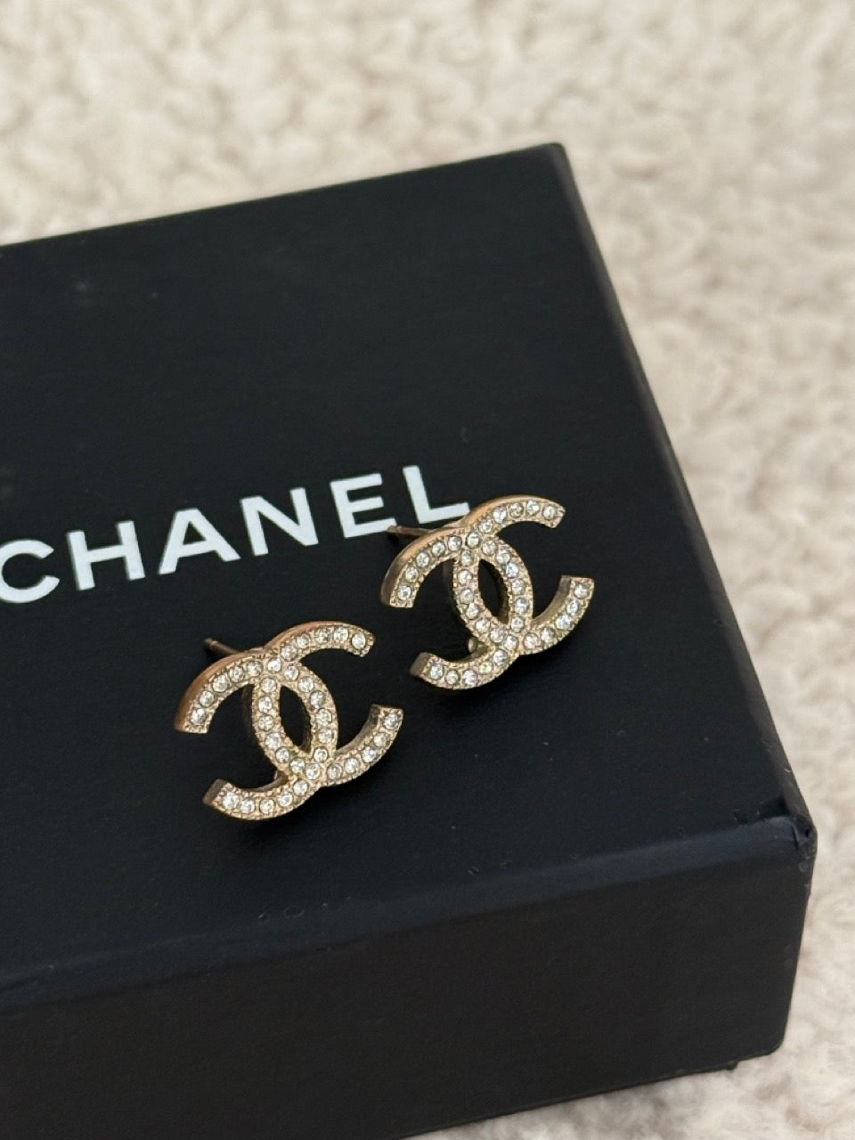 Chanel Øreringe klare sten, forgyldt