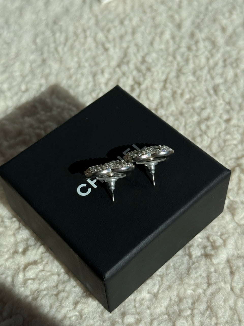 Chanel Øreringe sølv og perler