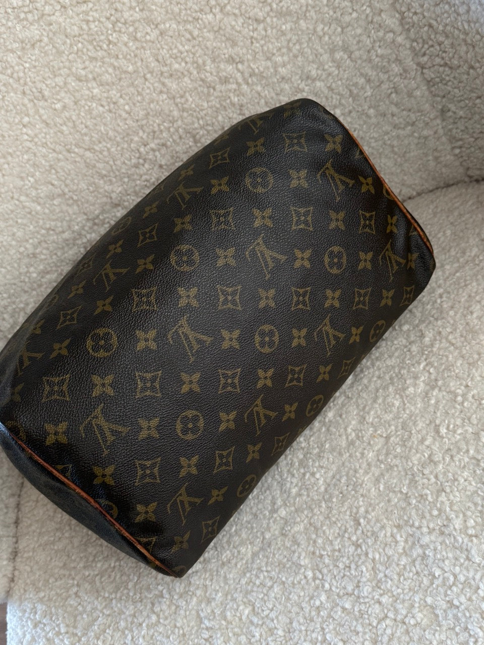 Louis Vuitton Speedy 30