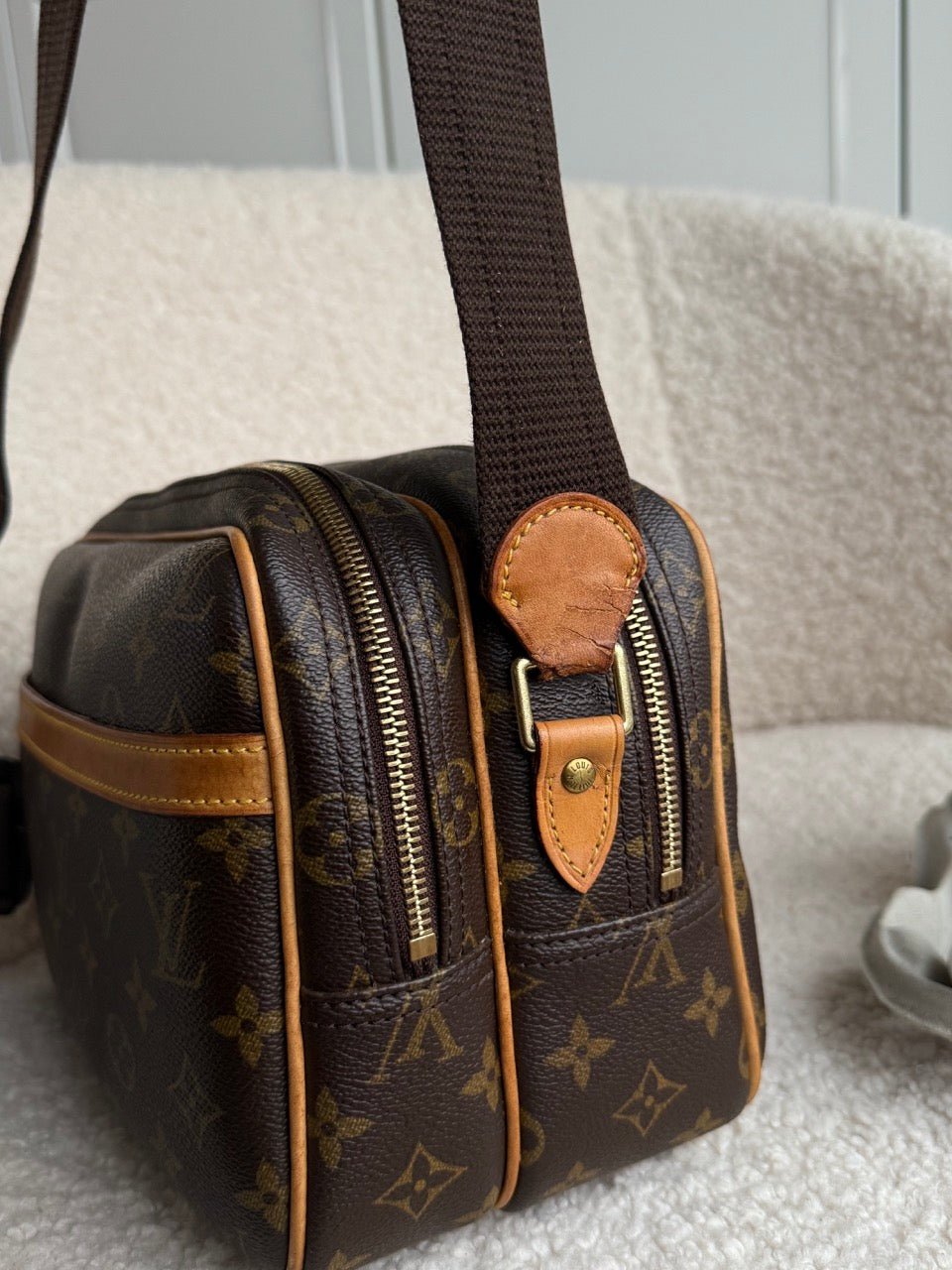 Louis Vuitton Reporter