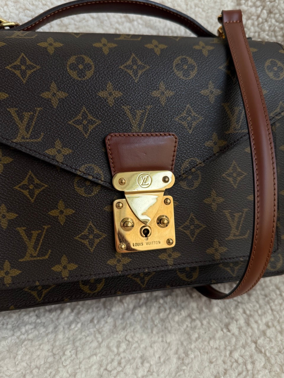 Louis Vuitton Monceau 28"