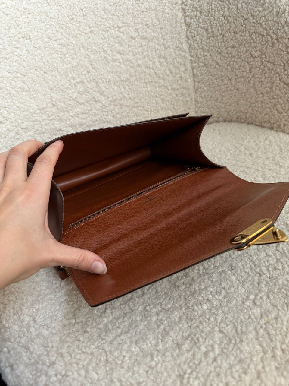 Louis Vuitton Monceau 28"