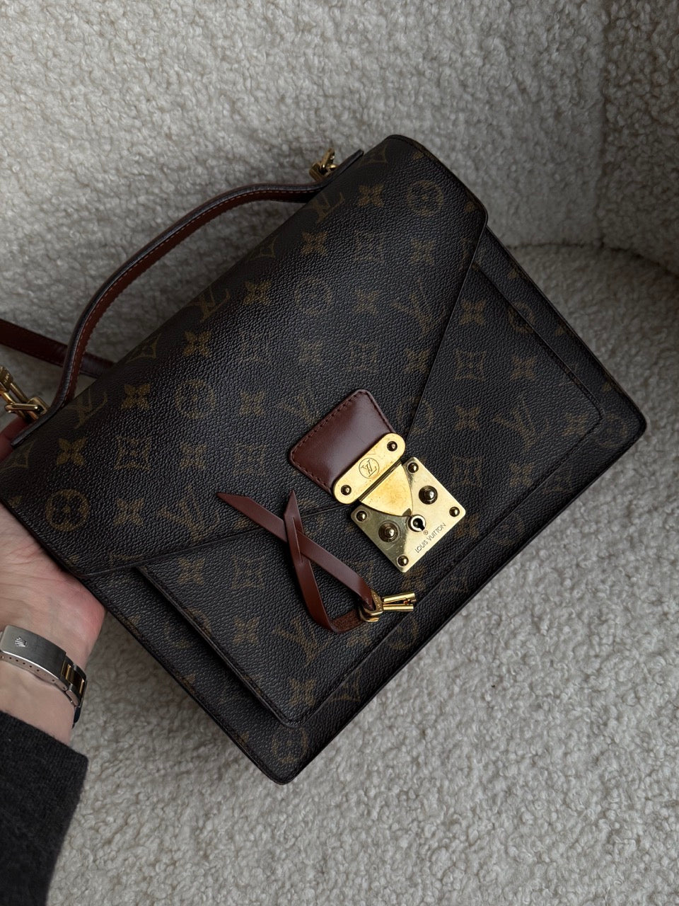 Louis Vuitton Monceau 28"