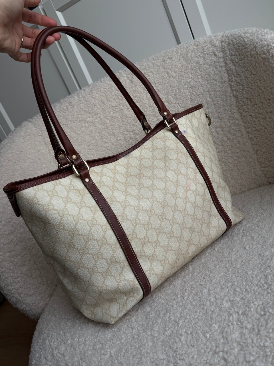 Gucci Monogram Tote beige