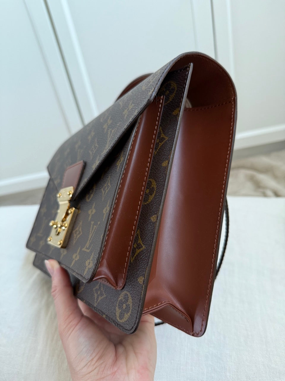 Louis Vuitton Monceau 28