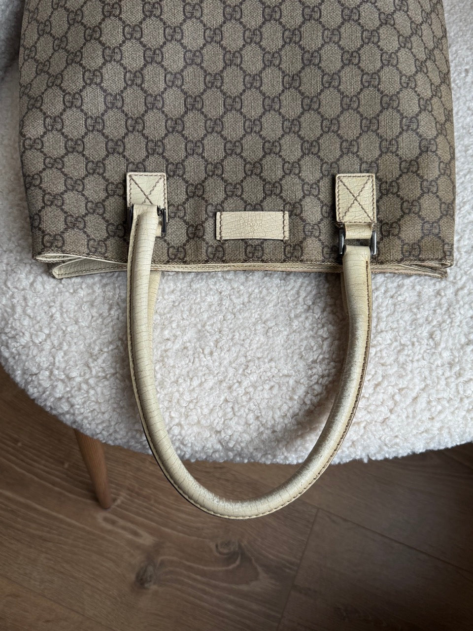 Gucci Tote Beige