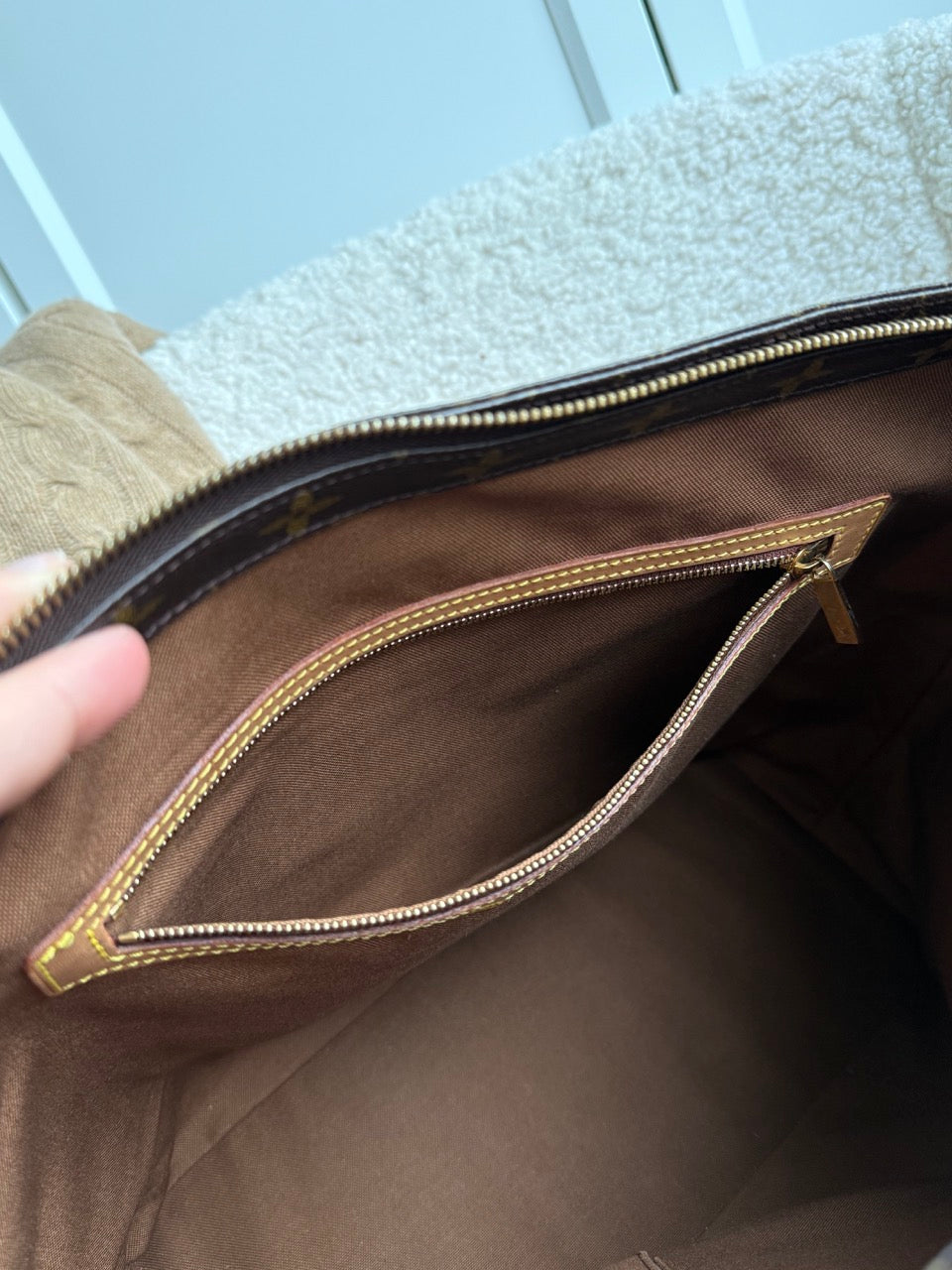 Louis Vuitton Mezzo