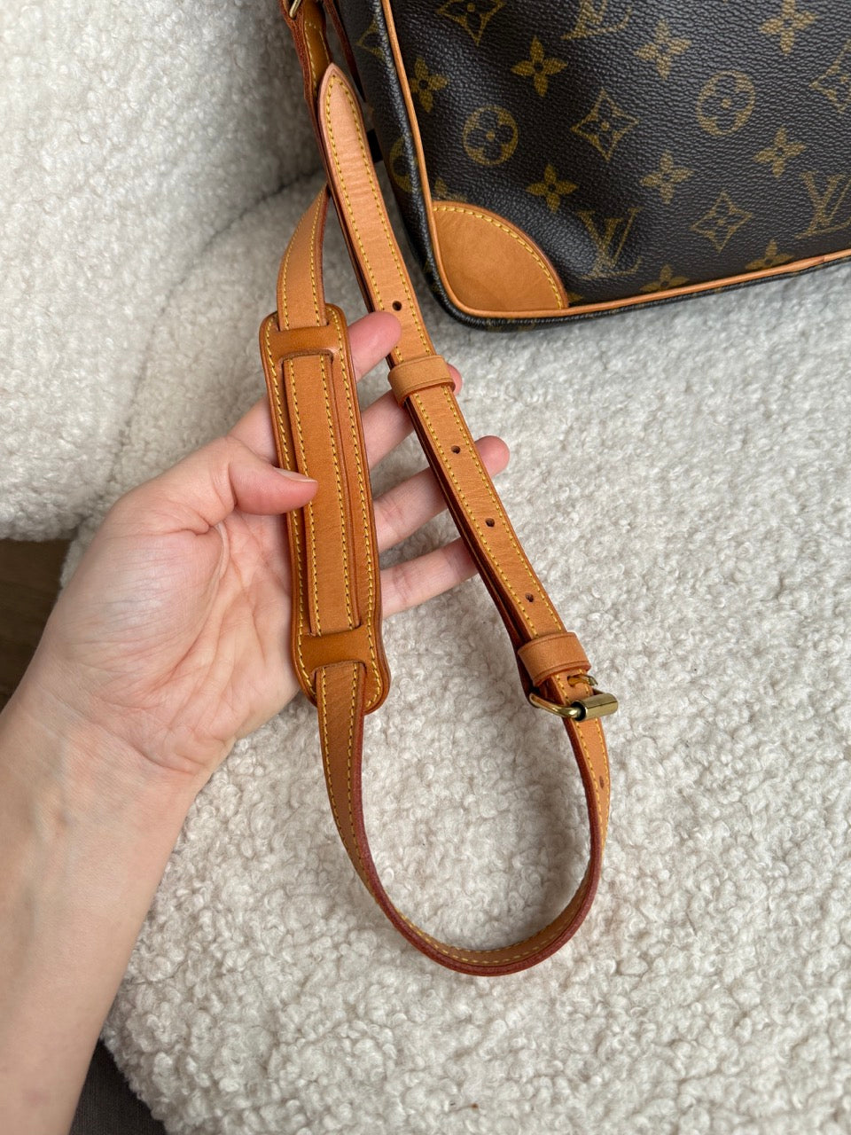 Louis Vuitton Trocadero 30