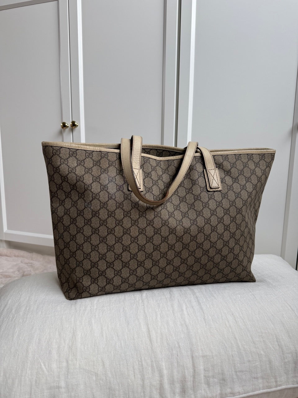 Gucci Monogram Tote Beige