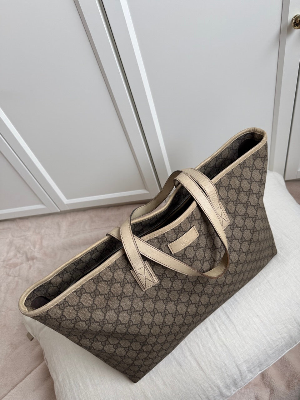 Gucci Monogram Tote Beige