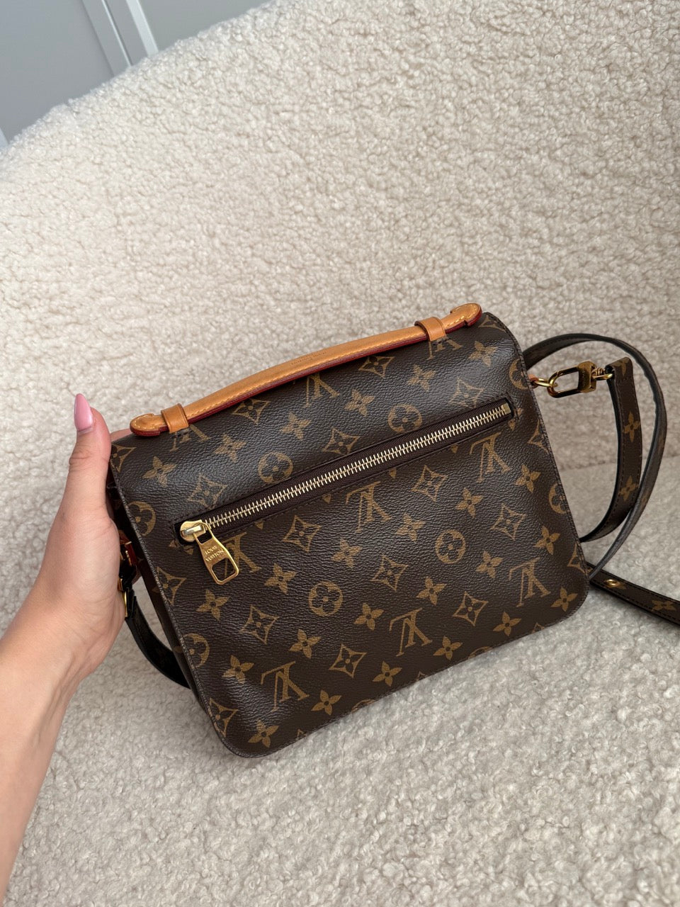 Louis Vuitton Metis
