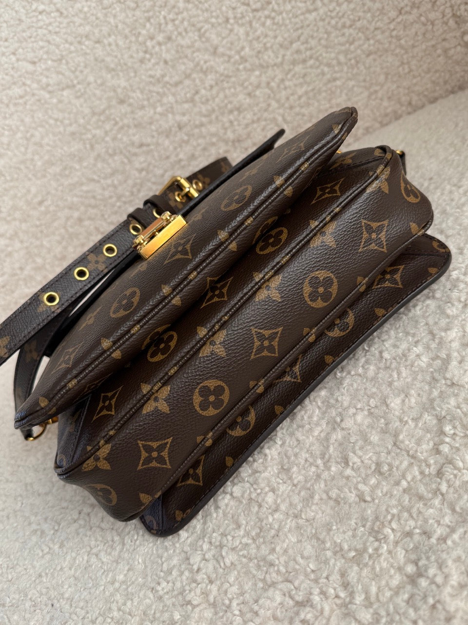 Louis Vuitton Metis