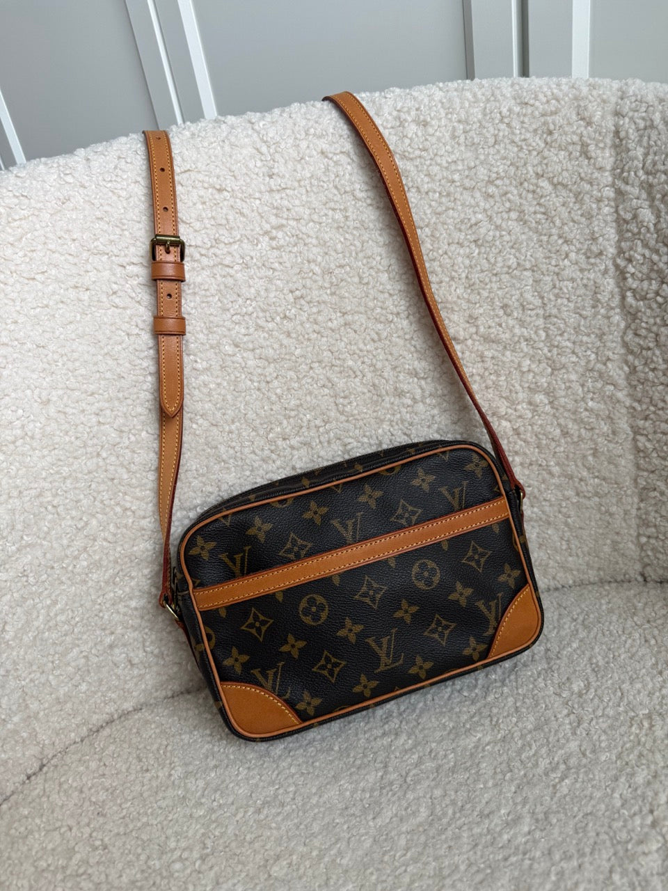 Louis Vuitton Trocadero 23