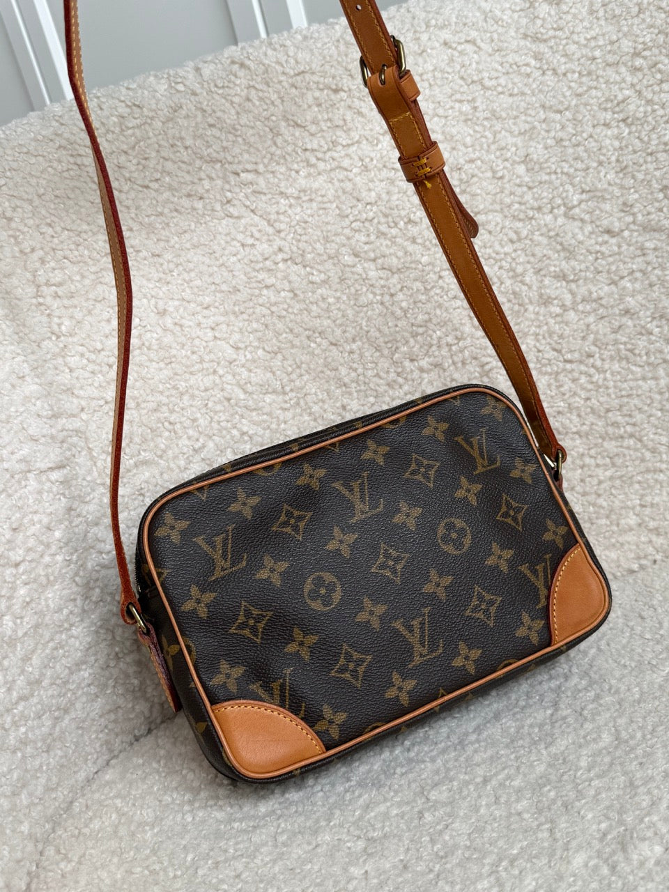 Louis Vuitton Trocadero 23
