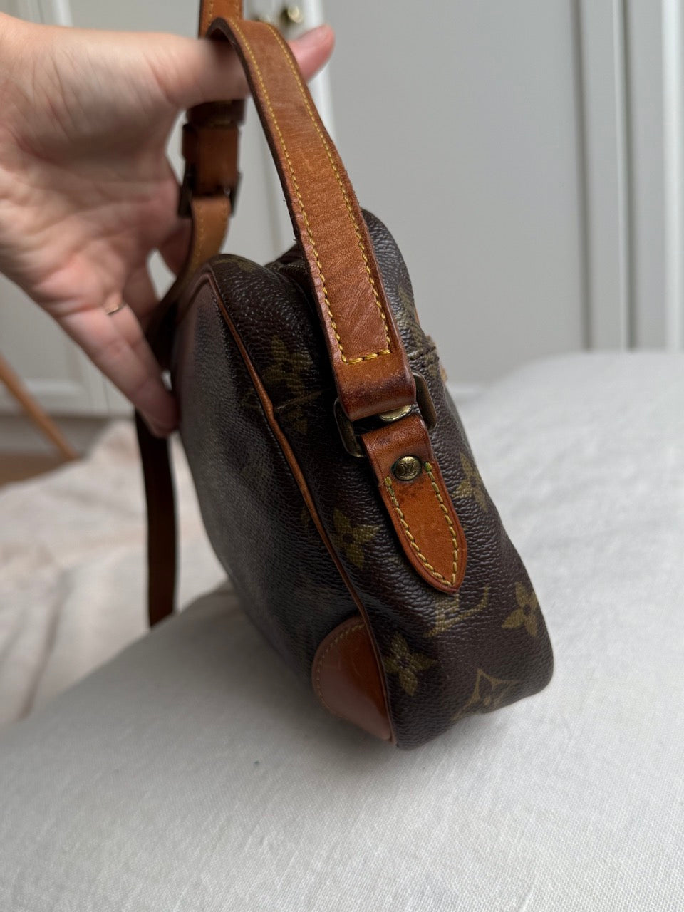 Louis Vuitton Trocaderó 23"